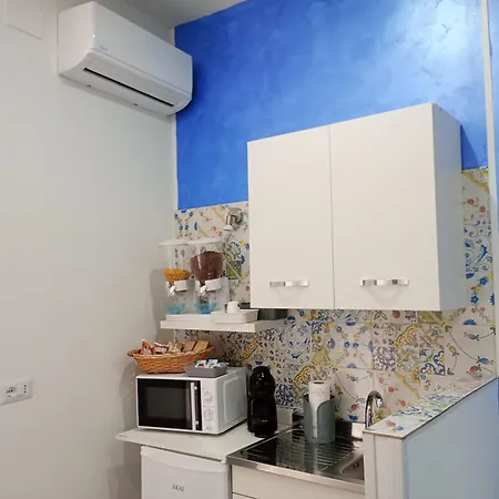 Oda ve Kahvaltı O' Vascio Ro' Nonno Napoli