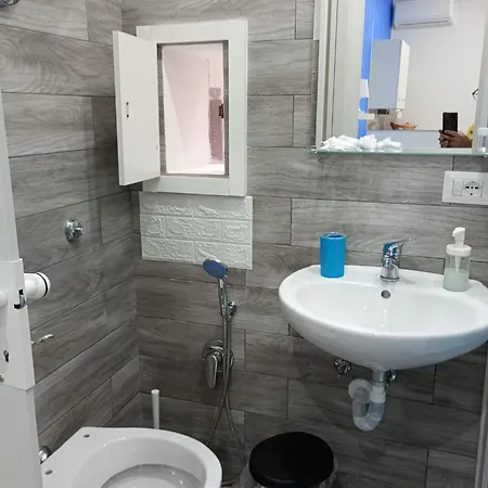 O' Vascio Ro' Nonno Oda ve Kahvaltı 3*